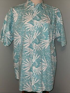 The Fox Collection Turquoise & White Tropical Print Button-Up Shirt. Large